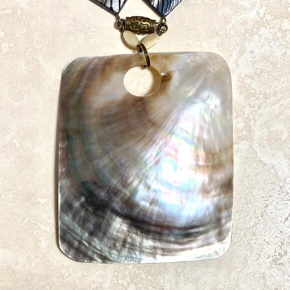 Rainbow Abalone Pendant & Dark Blue Mother of Pearl Bronze Link Long Necklace - Picture 6 of 15